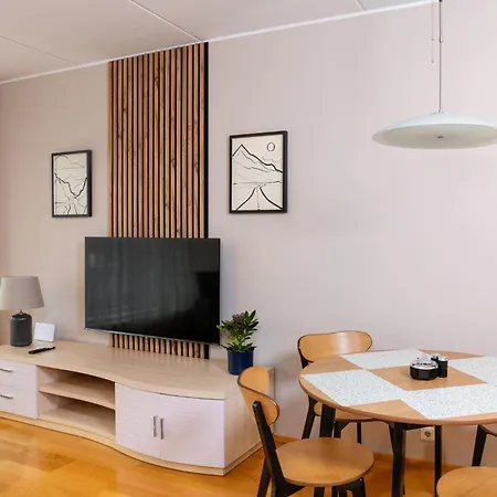 شقة Cozy And Quiet Center Flat Free Parking