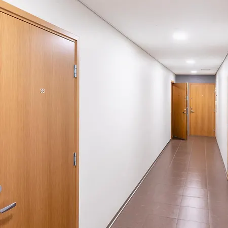 Cozy And Quiet City Center Flat Plus Free Parking Apartamento