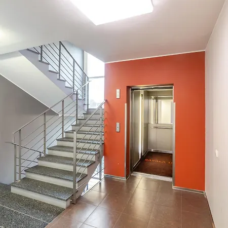 Appartement Cozy And Quiet City Center Flat Plus Free Parking *